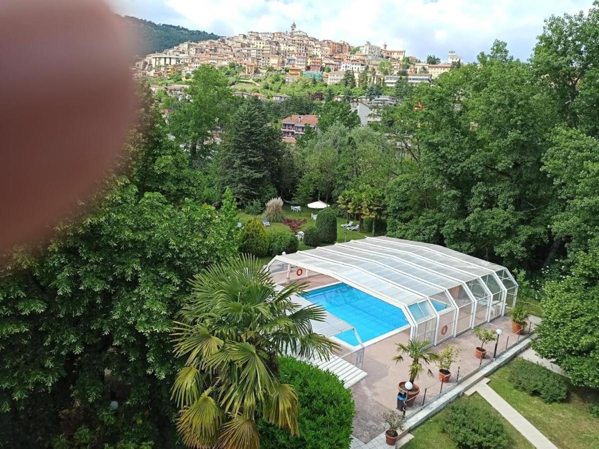 King Hotel Fiuggi Exterior foto
